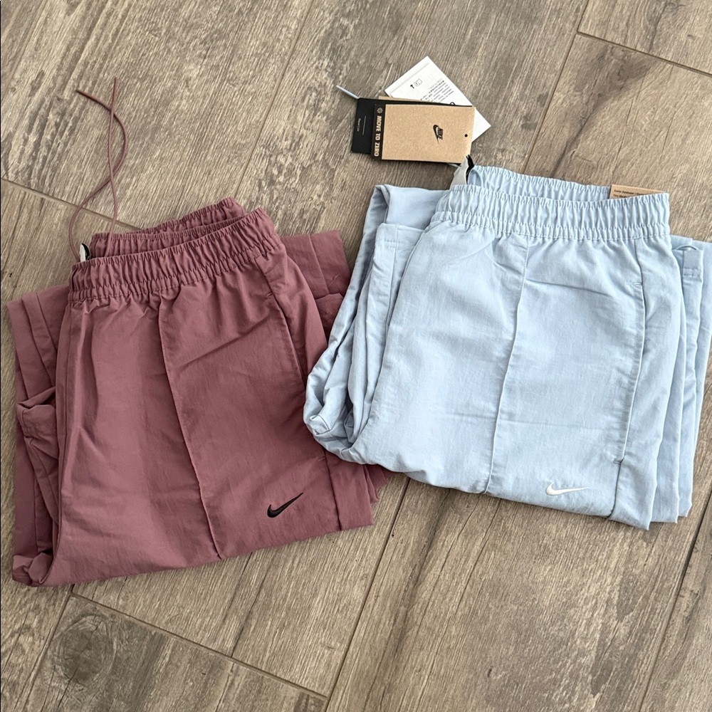Nike Women's Pants in Mauve and Light Blue